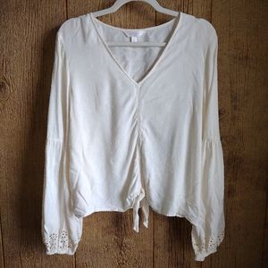 ⭐ Lauren Conrad Large Front Tie Cream Blouse🍦